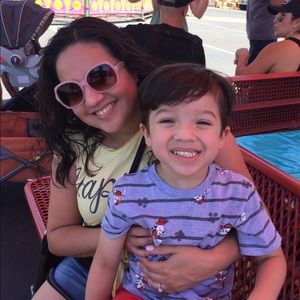 Meet your Posher, Maylina